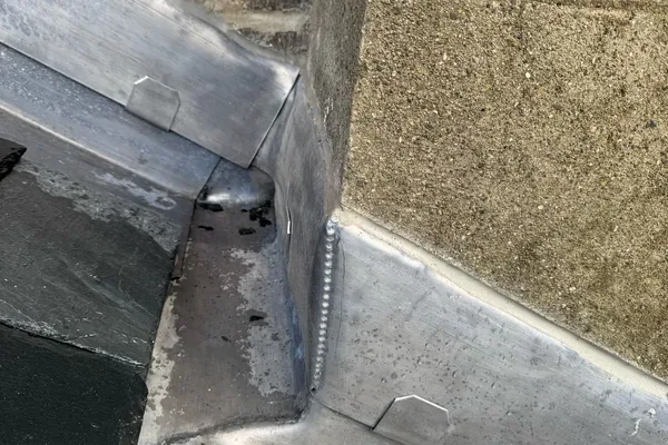 Lead Work - Flashings, Valleys and Flat Roof Coverings